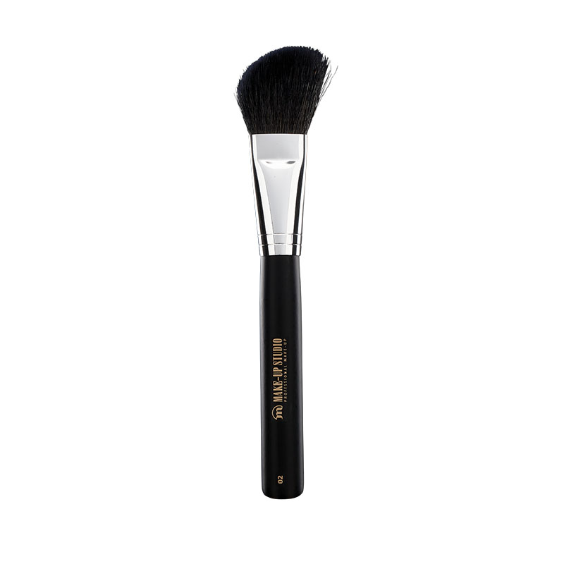 Blusher brush angle shaped / Squirrel/goat hair no. 2