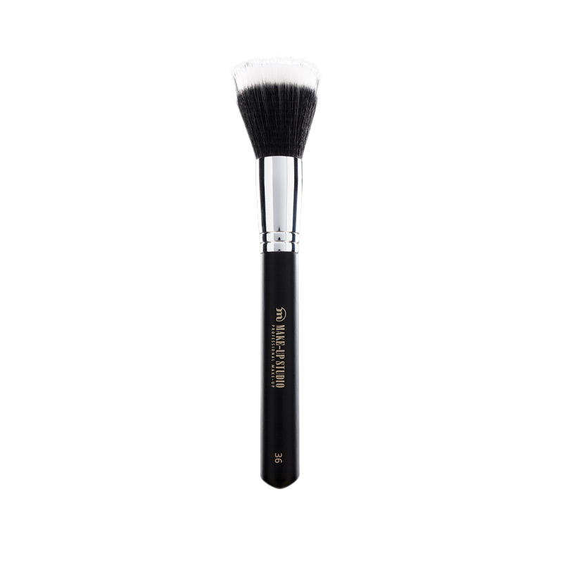 Foundation Polish Brush no. 36